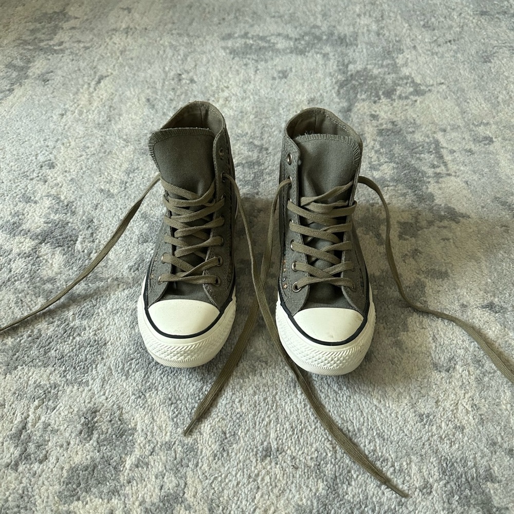 Converse High Tops